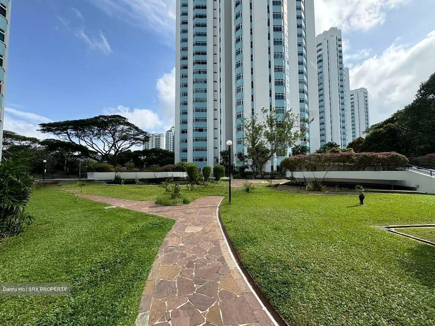 Meyer Road (D15), Condominium #604793251